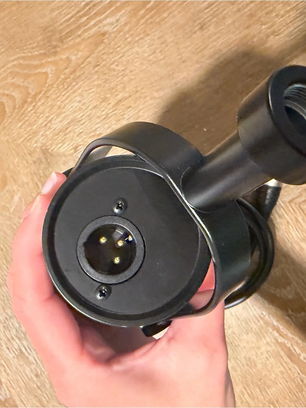 Shure MV7X XLR Podcast / Gaming Microphone